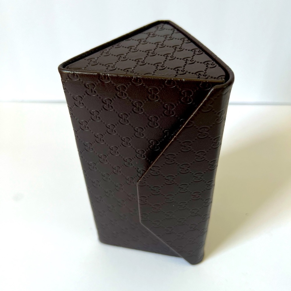 GUCCI - eyeglasses / sunglasses collapsible tri-fold case Mint Condition!